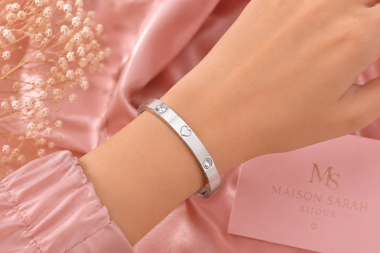 Bracelet Jonc Élégance Cœur & Trèfle – Acier Inoxydable